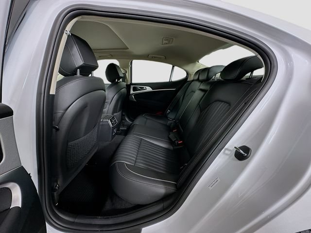 Certified 2026 Genesis G70 2.5T Prestige RWD image 17