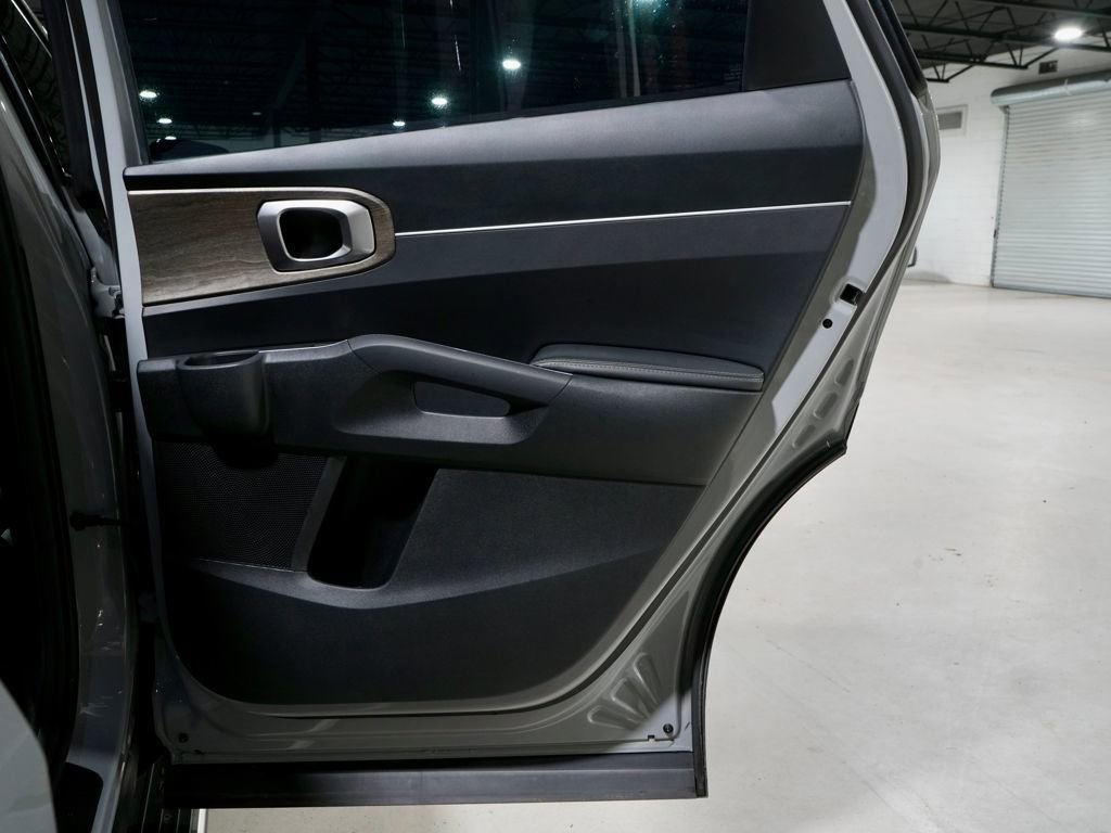 Used 2022 Kia Sorento X-Line EX image 33