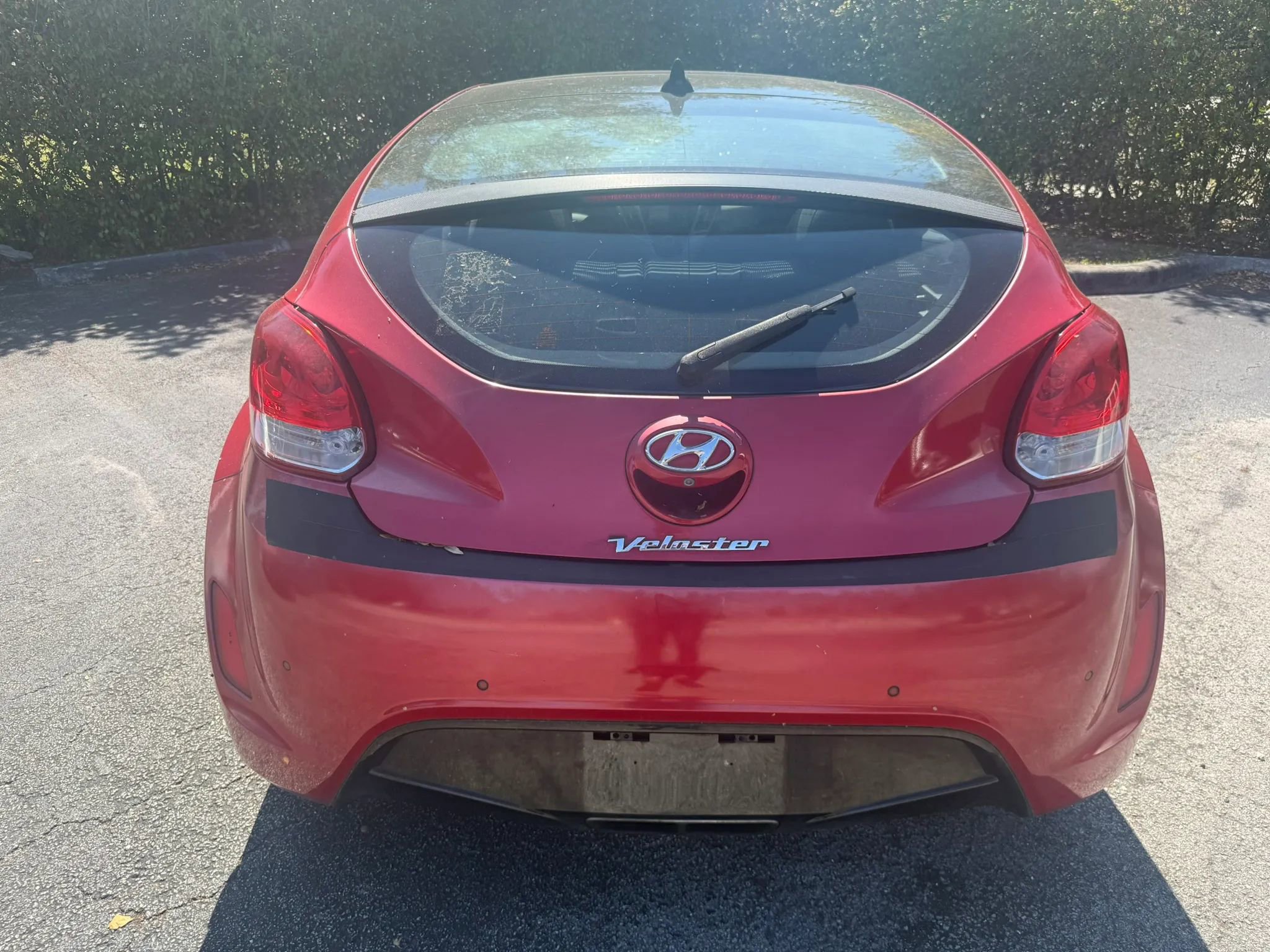 Used 2016 Hyundai Veloster w/ Option Group 03 FWD image 3