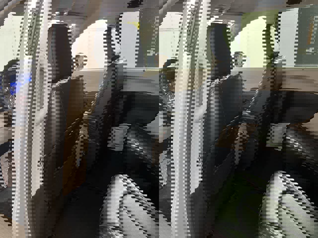 Used 2024 Chrysler Pacifica Touring-L image 24