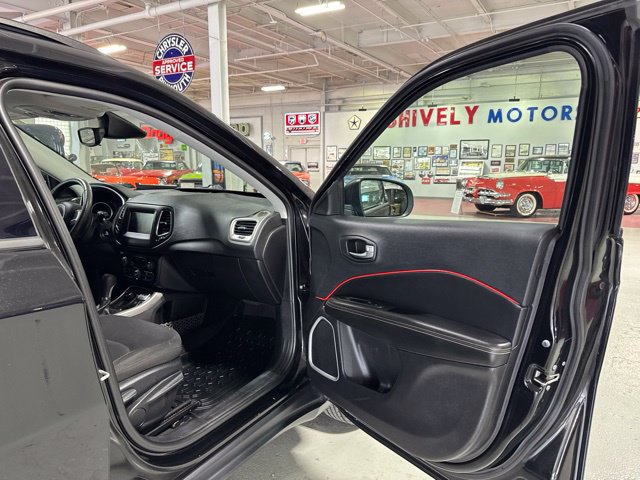 Used 2018 Jeep Compass Sport w/ Tech Group AWD/4WD image 45