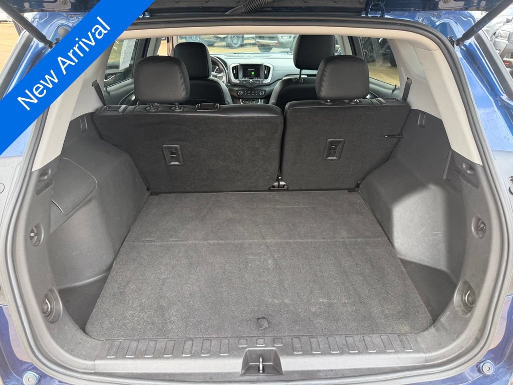 Used 2022 GMC Terrain SLE FWD image 11