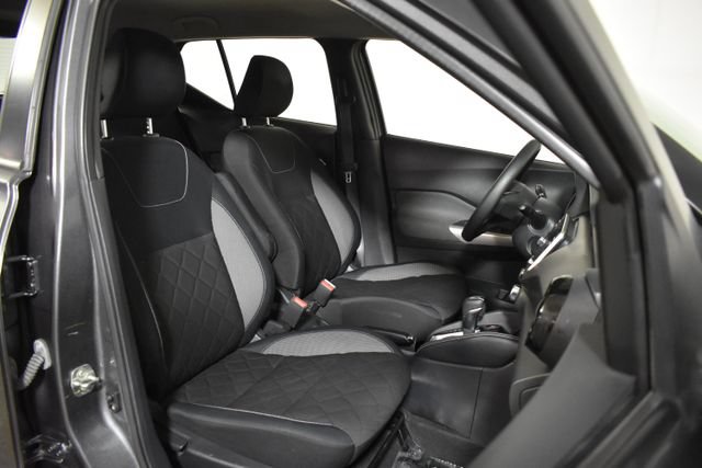 Used 2018 Nissan Kicks SV FWD image 32