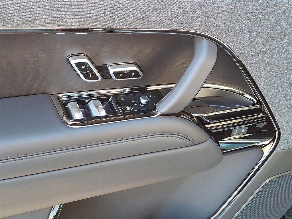 New 2025 Land Rover Range Rover Sport Dynamic SE image 8