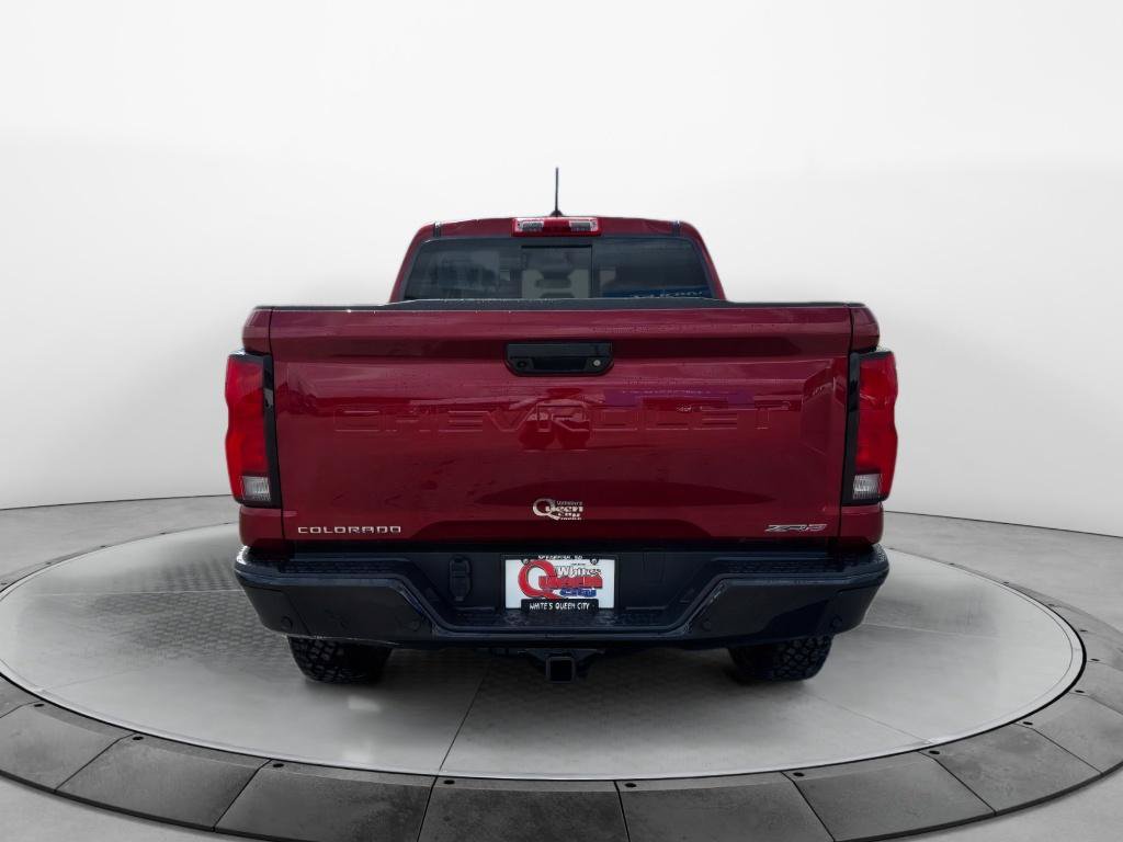 New 2026 Chevrolet Colorado ZR2 w/ Technology Package AWD/4WD image 4