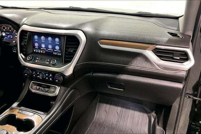 Used 2023 GMC Acadia SLE w/ LPO, Black Accent Package image 28