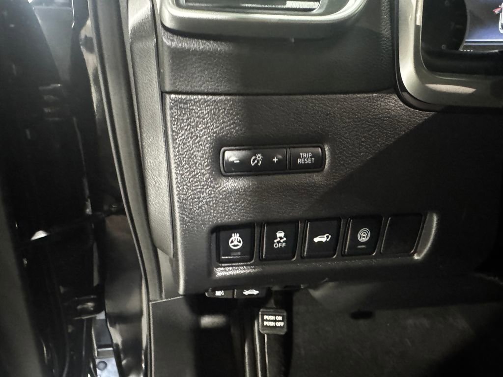 Used 2022 Nissan Murano Platinum AWD/4WD image 32
