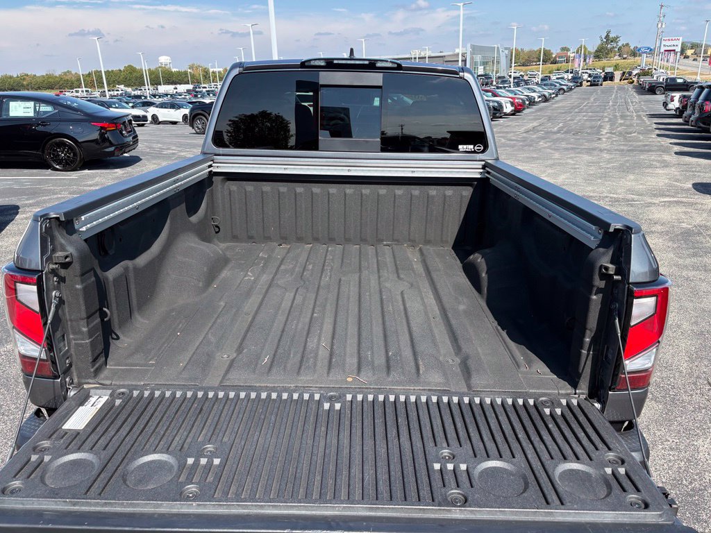 Used 2024 Nissan Titan PRO-4X w/ Pro-4x Utility Package AWD/4WD image 18