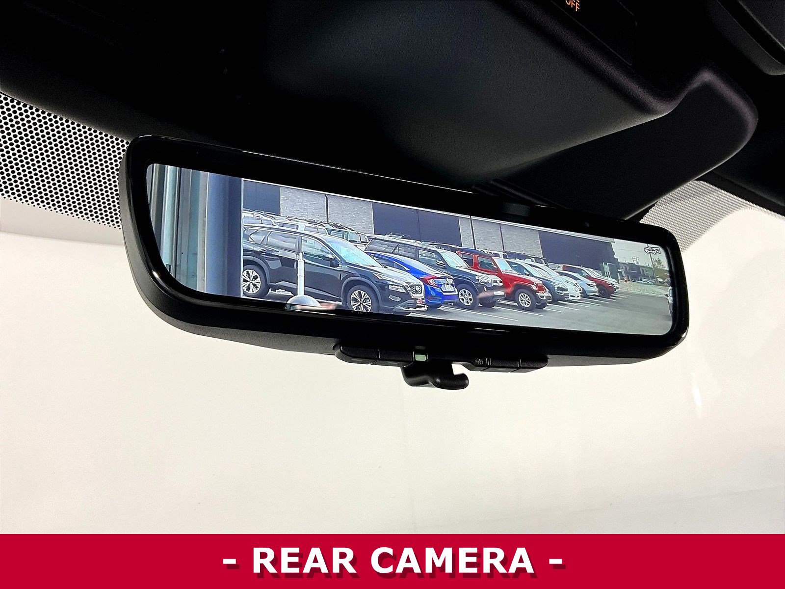 Certified 2025 Nissan Armada PRO-4X AWD/4WD image 40