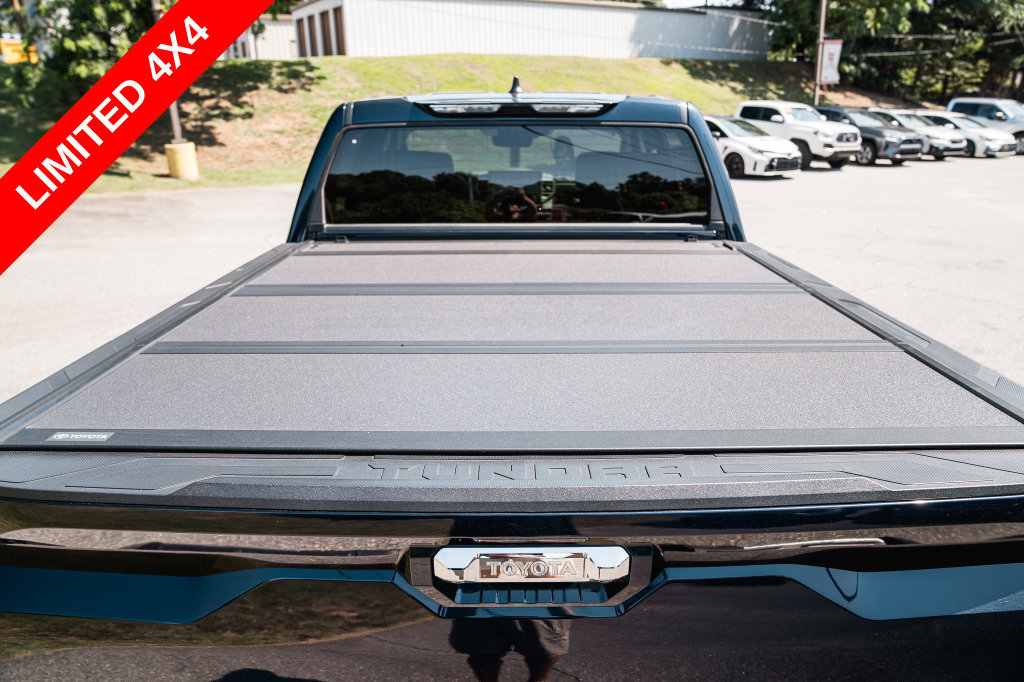 Used 2024 Toyota Tundra Limited AWD/4WD image 7