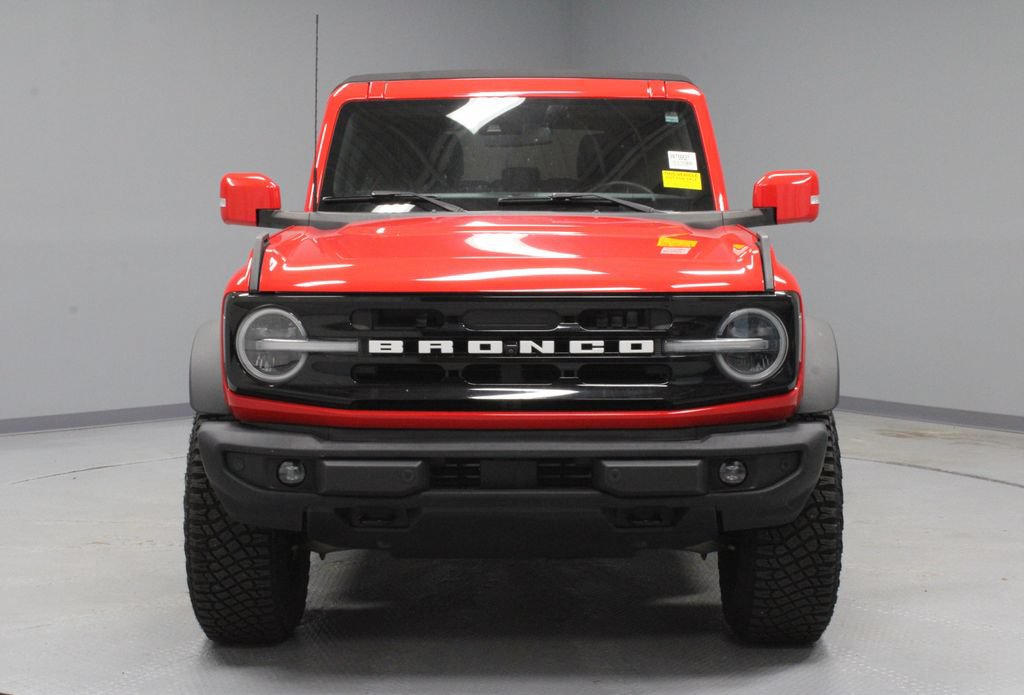 Certified 2022 Ford Bronco Outer Banks w/ Sasquatch Package AWD/4WD image 6