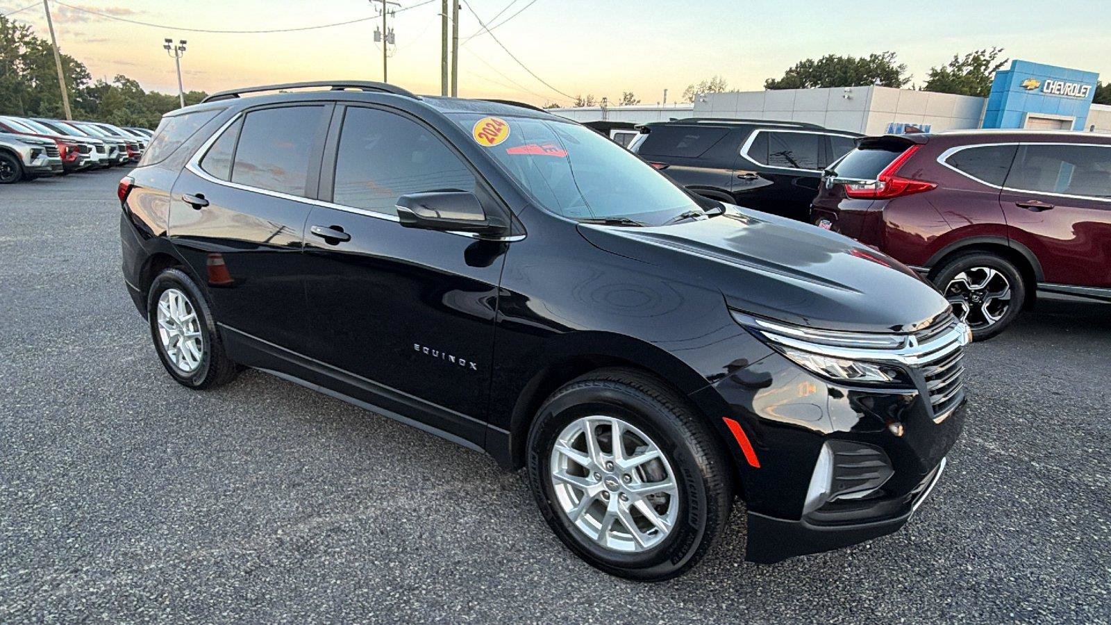 Used 2024 Chevrolet Equinox LT FWD image 7