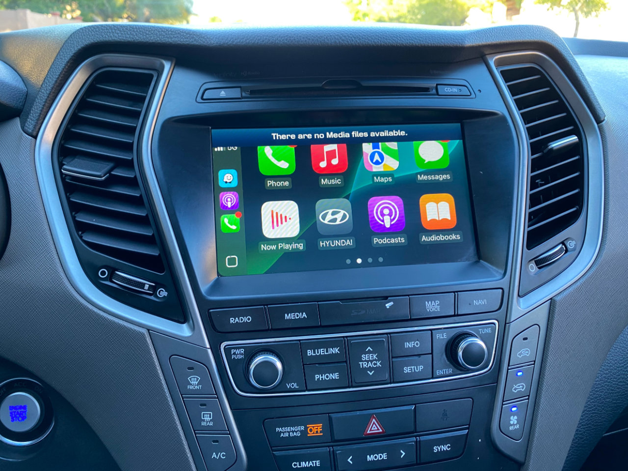 Used 2017 Hyundai Santa Fe SE Ultimate 3.3L Auto w/ SE Ultimate Tech Package 03 image 72