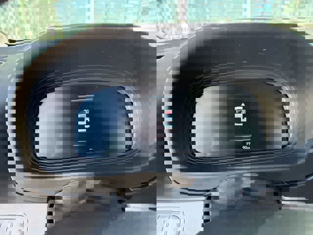 Certified 2025 Hyundai Venue SEL image 6