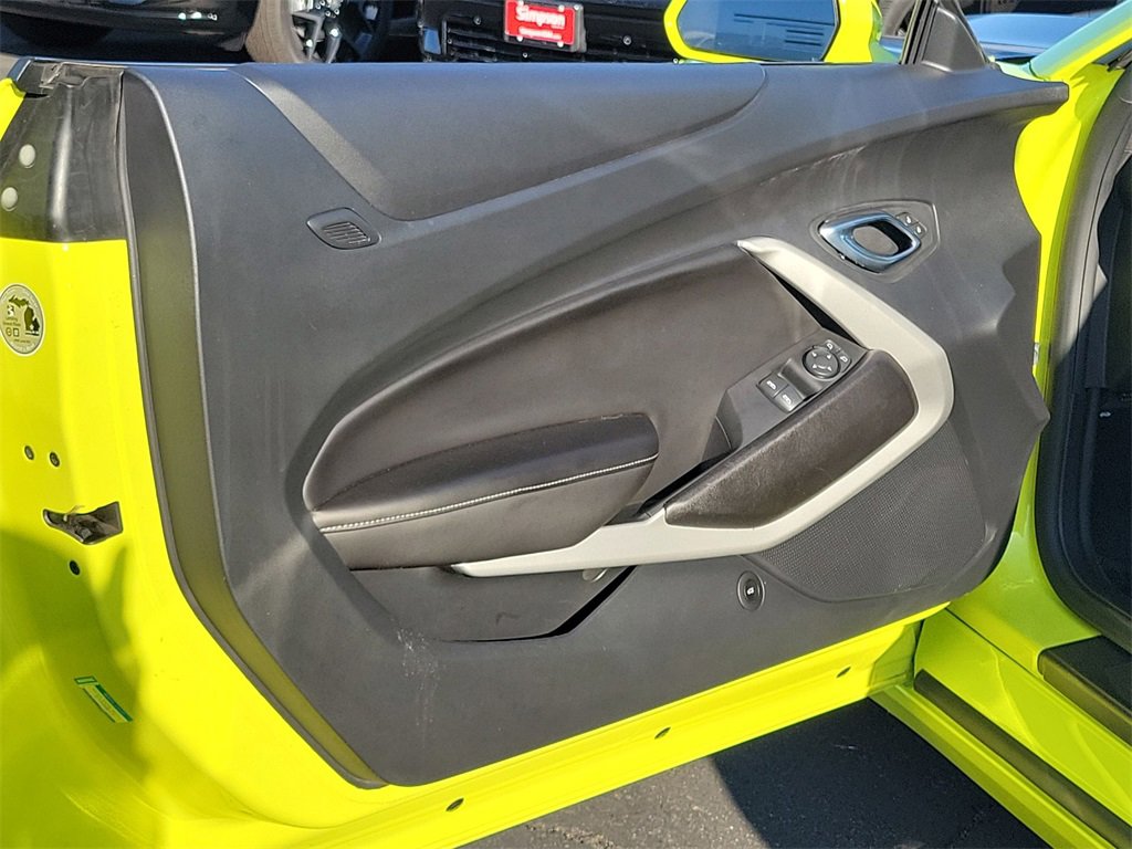 Used 2021 Chevrolet Camaro SS image 20