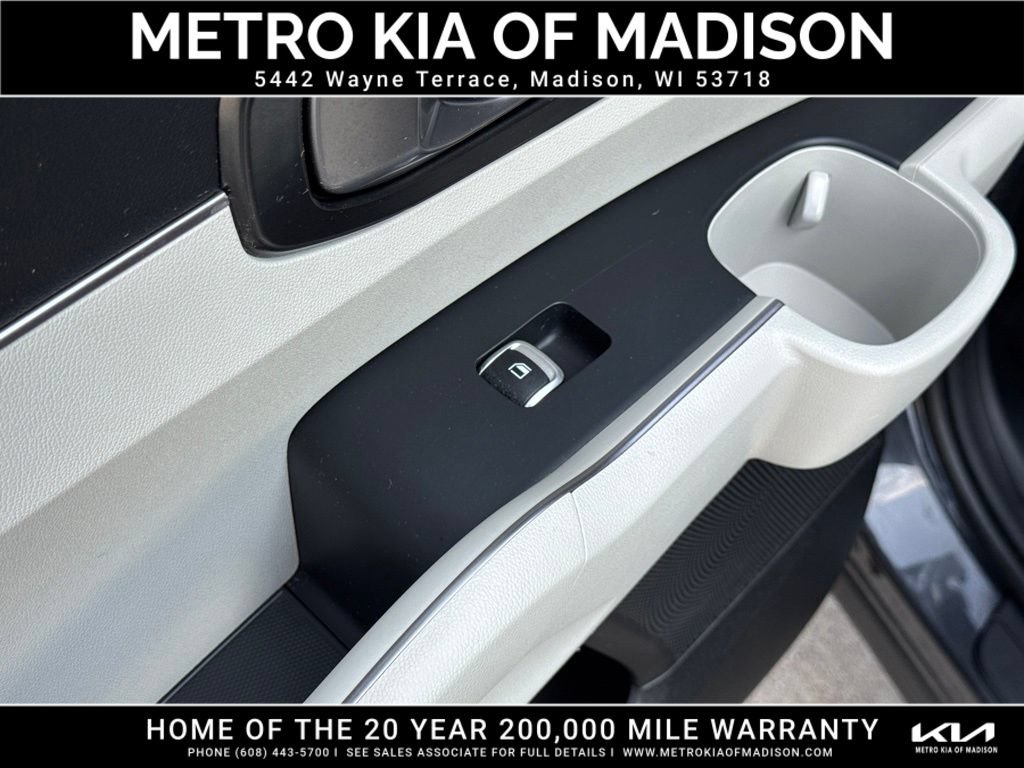 Used 2023 Kia Sorento EX AWD/4WD image 29