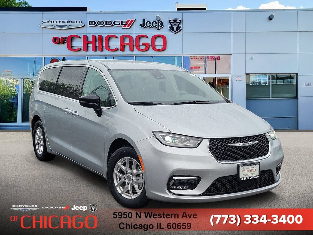 Certified 2024 Chrysler Pacifica Touring-L