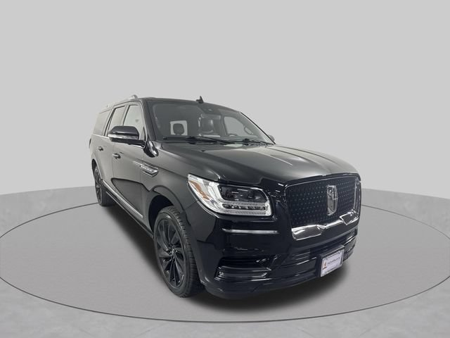 Used 2021 Lincoln Navigator L Reserve AWD/4WD image 3