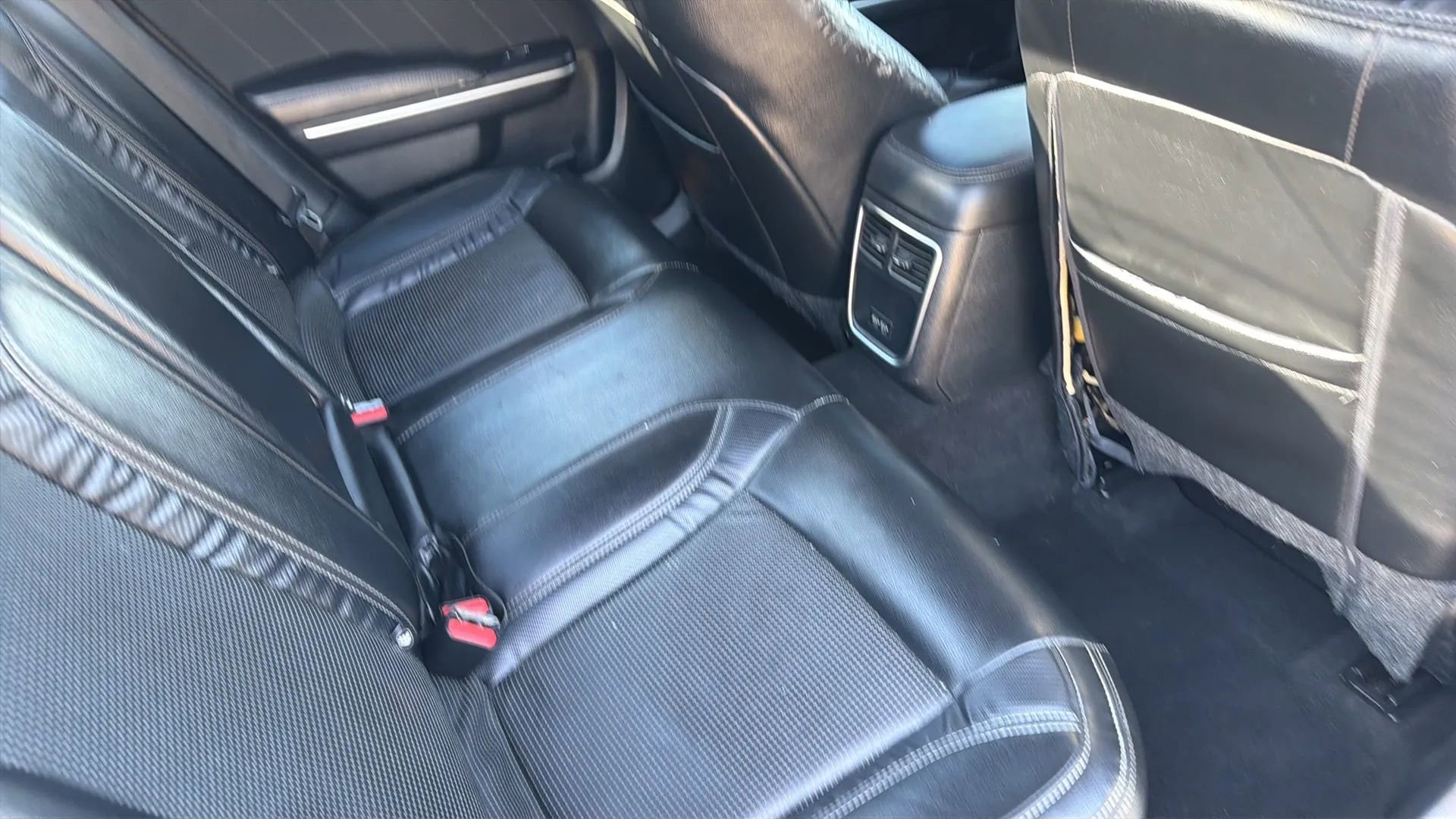 Used 2020 Dodge Charger SXT image 37