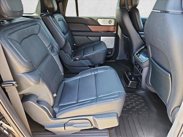 Used 2024 Lincoln Navigator L Reserve AWD/4WD image 22