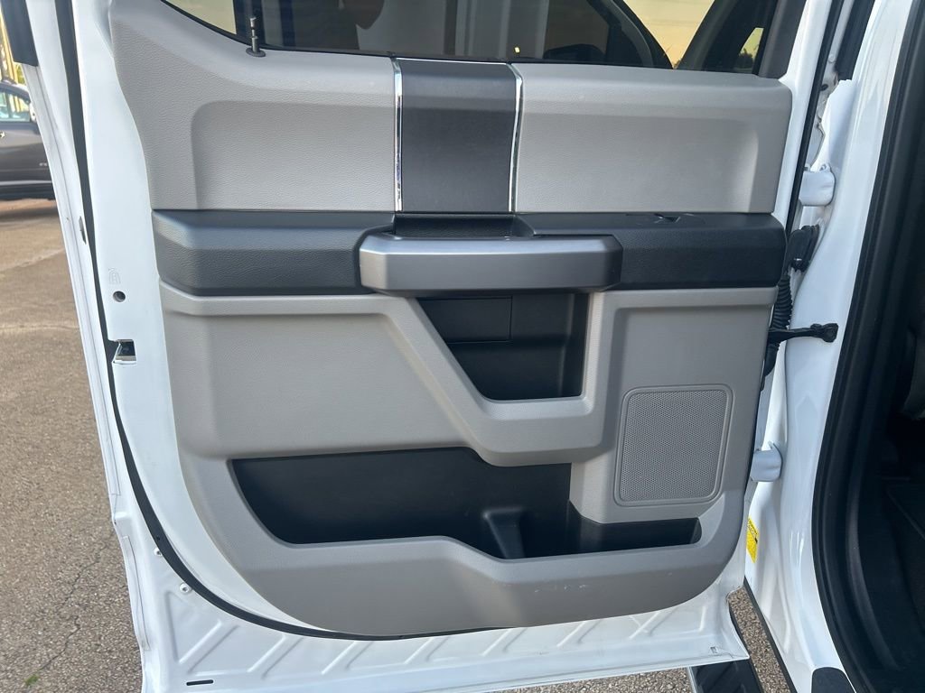 Used 2020 Ford F150 XLT w/ Trailer Tow Package AWD/4WD image 12