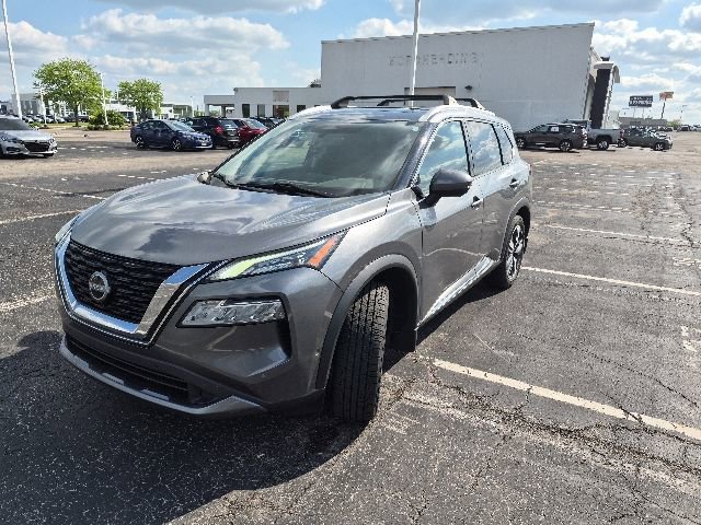 Used 2023 Nissan Rogue SL w/ SL Premium Package AWD/4WD image 2