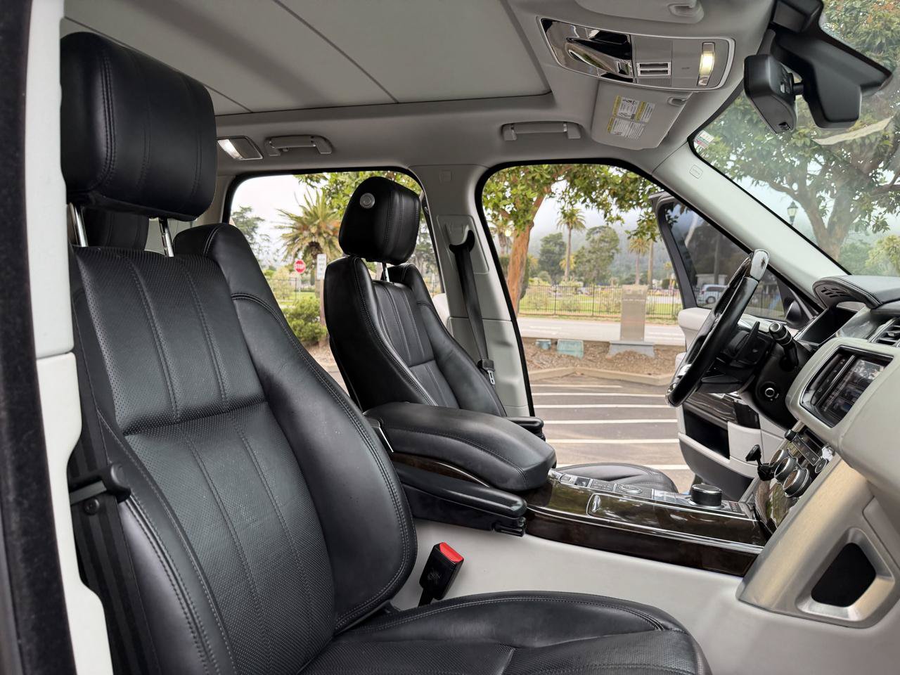 Used 2014 Land Rover Range Rover Supercharged AWD/4WD image 66