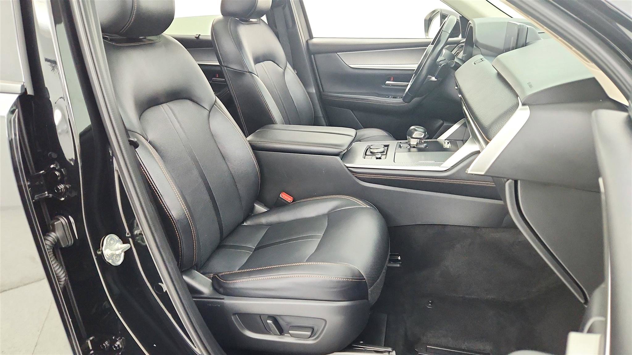 Used 2024 MAZDA CX-90 3.3 Turbo w/ Premium Package image 35