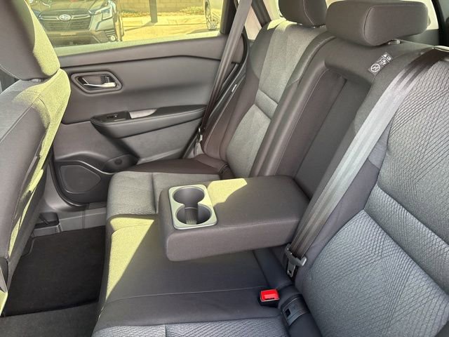 Used 2024 Nissan Rogue SV image 29
