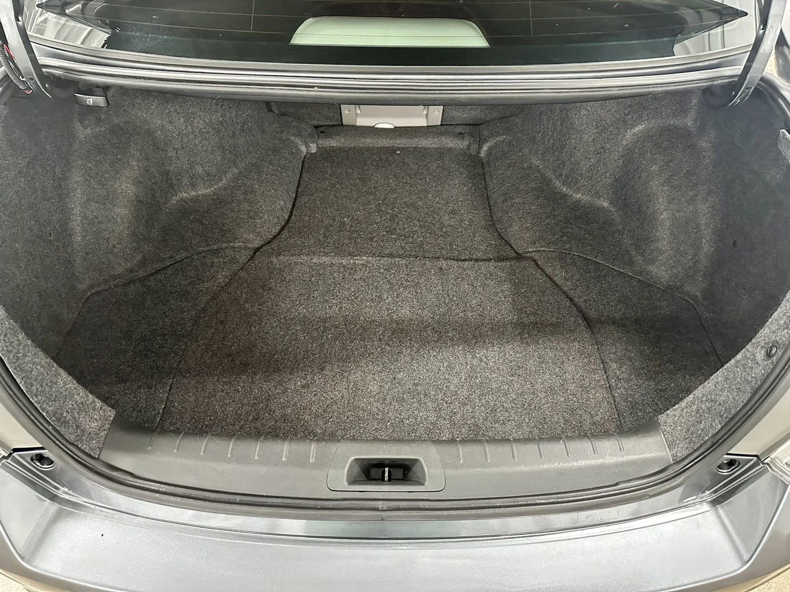 Used 2012 Honda Accord EX-L image 30