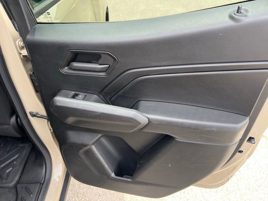 Used 2024 Chevrolet Colorado W/T RWD image 19