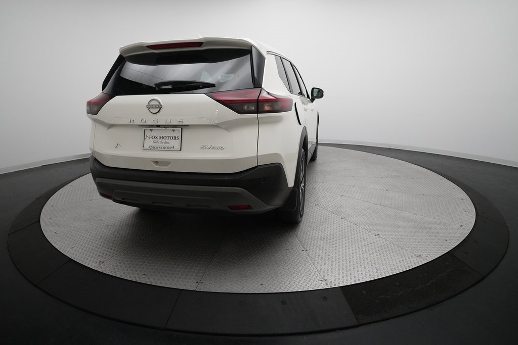 Used 2023 Nissan Rogue SV image 34