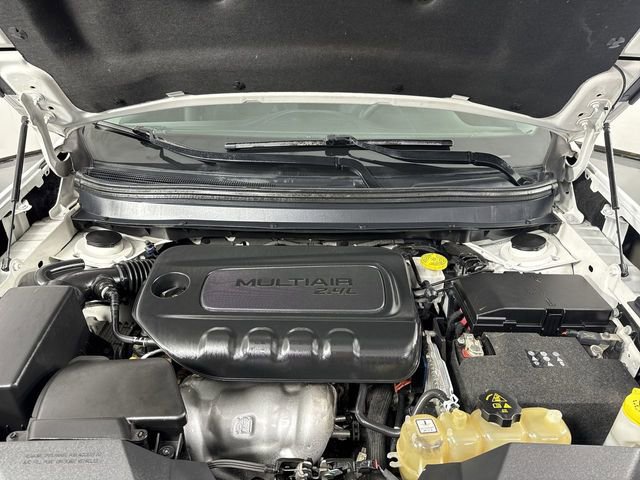 Used 2019 Jeep Cherokee Latitude w/ Cold Weather Group image 26