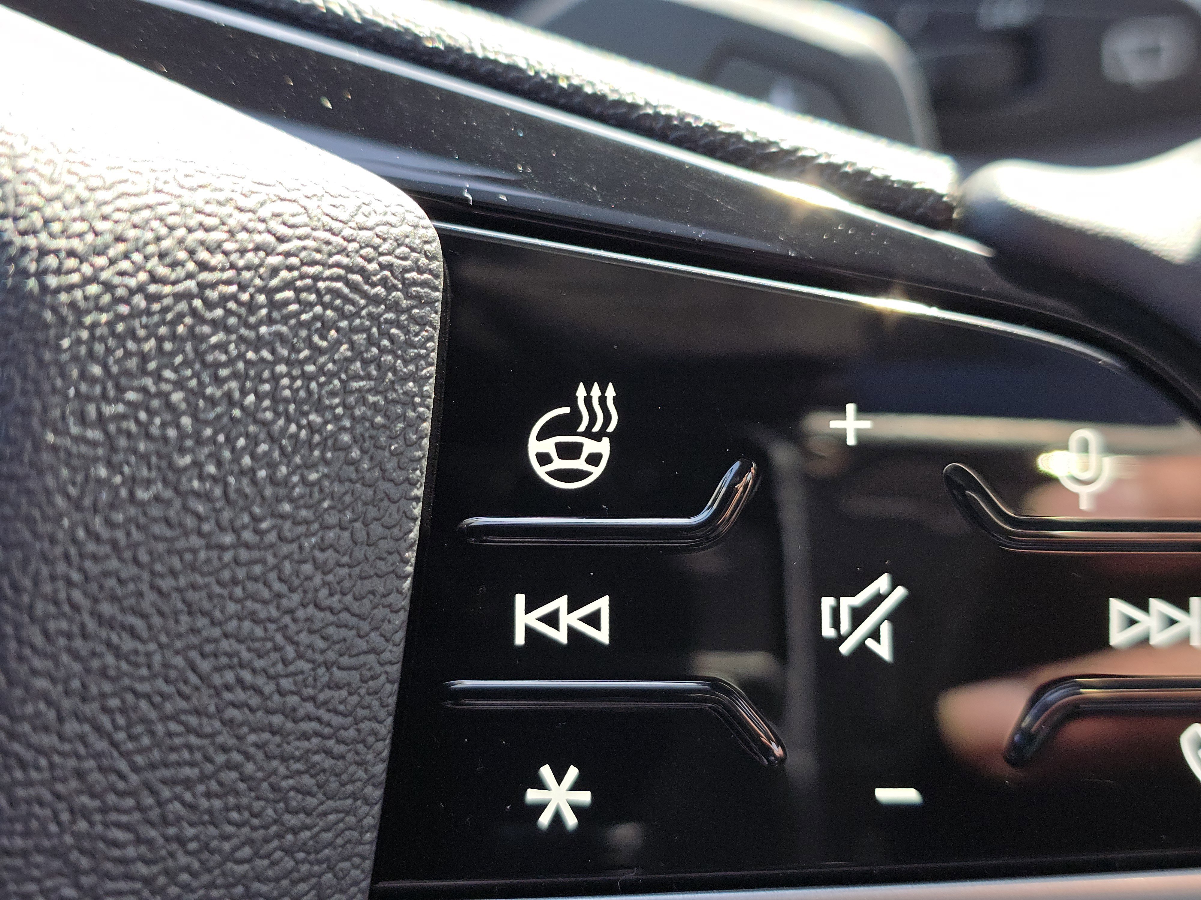 Certified 2025 Audi Q5 Premium Plus image 27