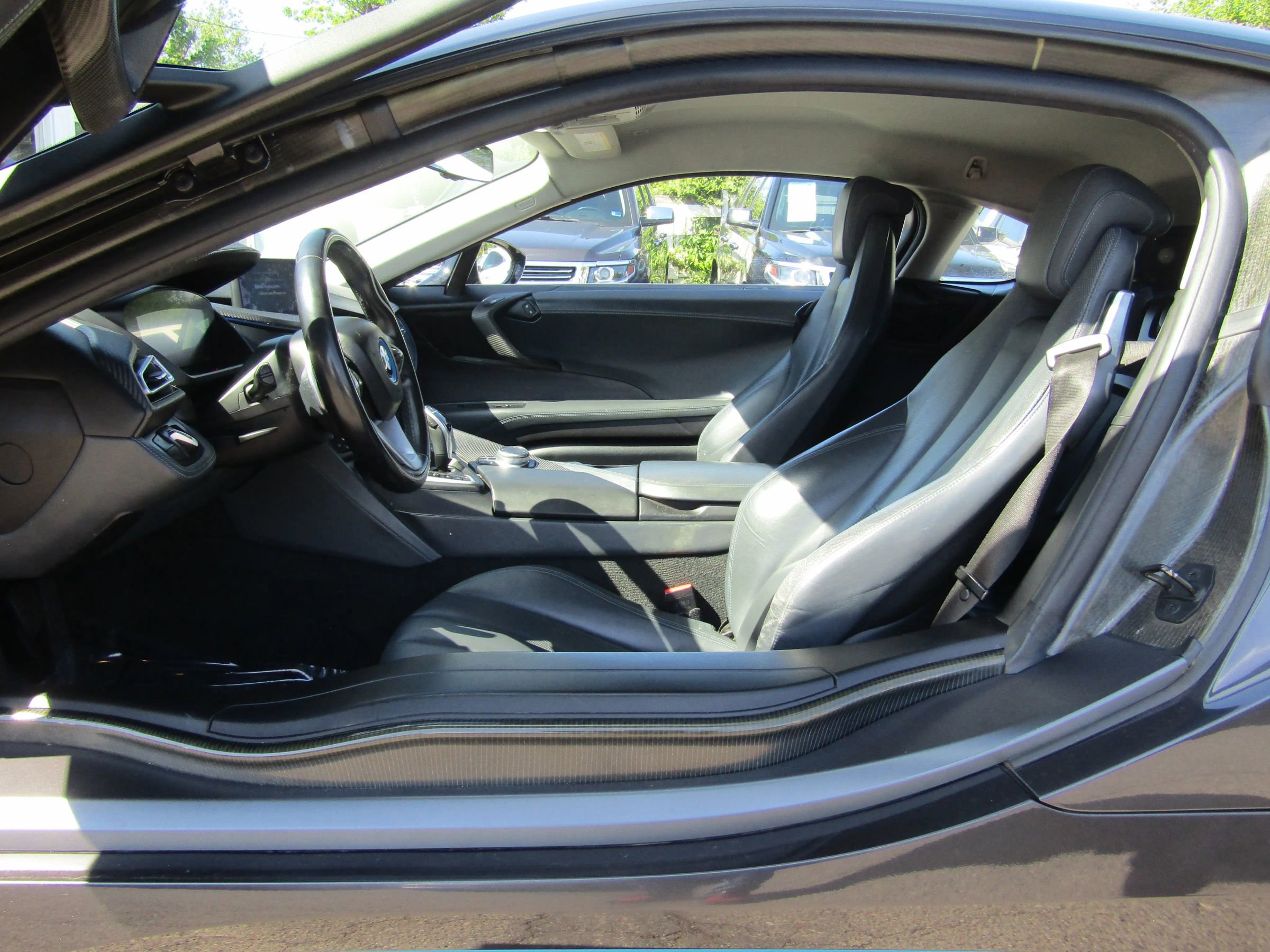 Used 2019 BMW i8 Coupe AWD/4WD image 21