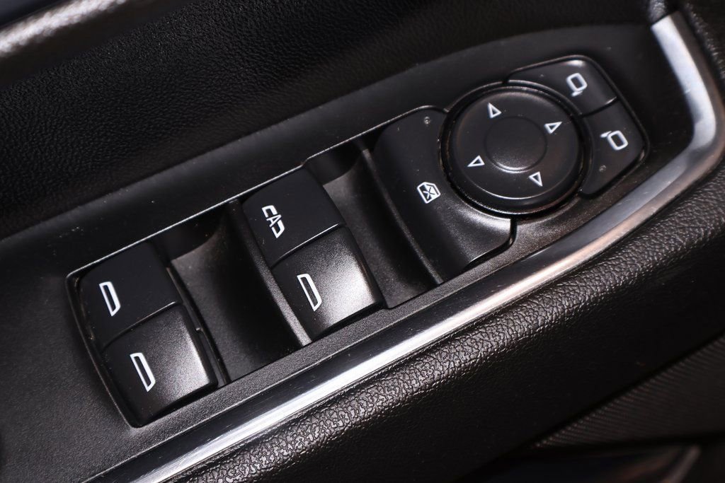 Used 2024 Chevrolet Silverado 1500 LT image 12