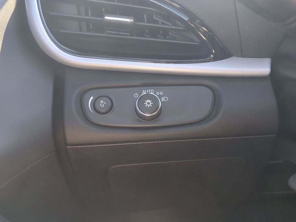 Used 2019 Chevrolet Volt LT w/ Comfort Package image 23