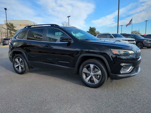 Used 2022 Jeep Cherokee Limited AWD/4WD image 2
