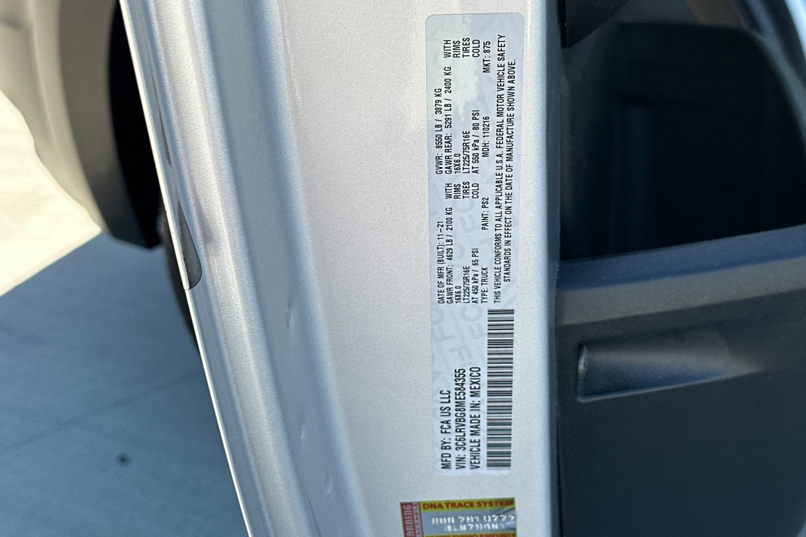 Used 2021 RAM ProMaster 1500 w/ Premium Appearance Group FWD image 26