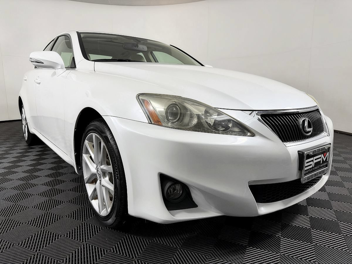 Used 2011 Lexus IS 250 AWD w/ Premium Pkg Value Edition image 5
