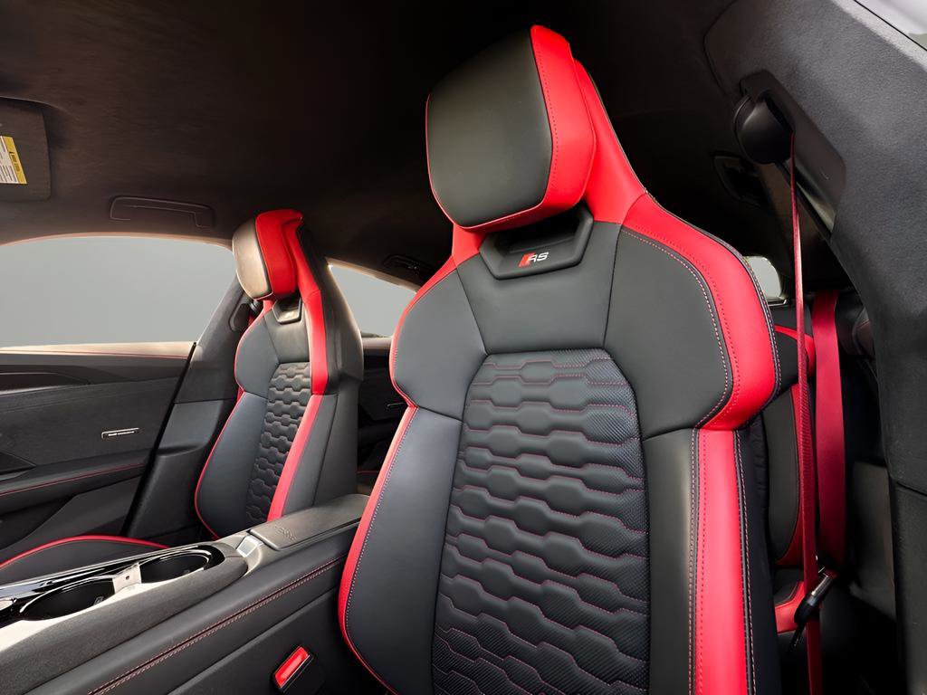 Used 2023 Audi RS e-tron GT image 22