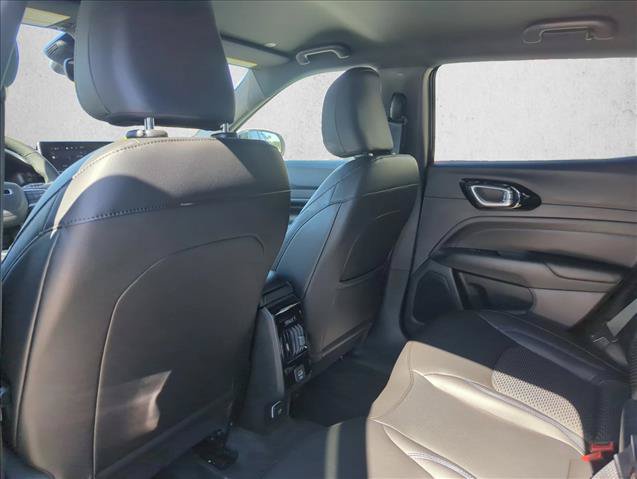 New 2026 Jeep Compass Latitude AWD/4WD image 14
