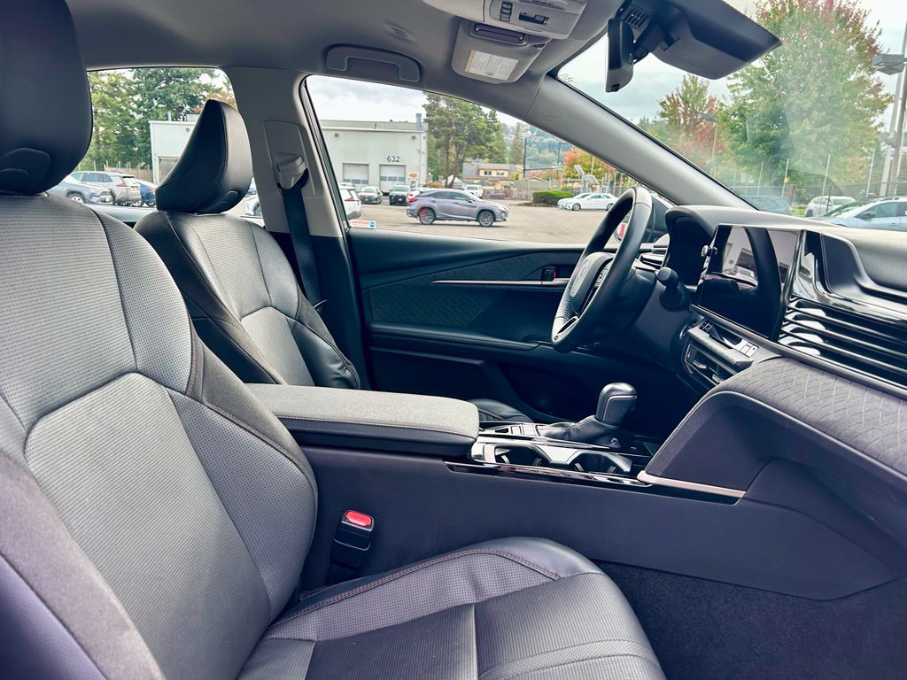 Certified 2025 Toyota Camry XLE FWD image 16