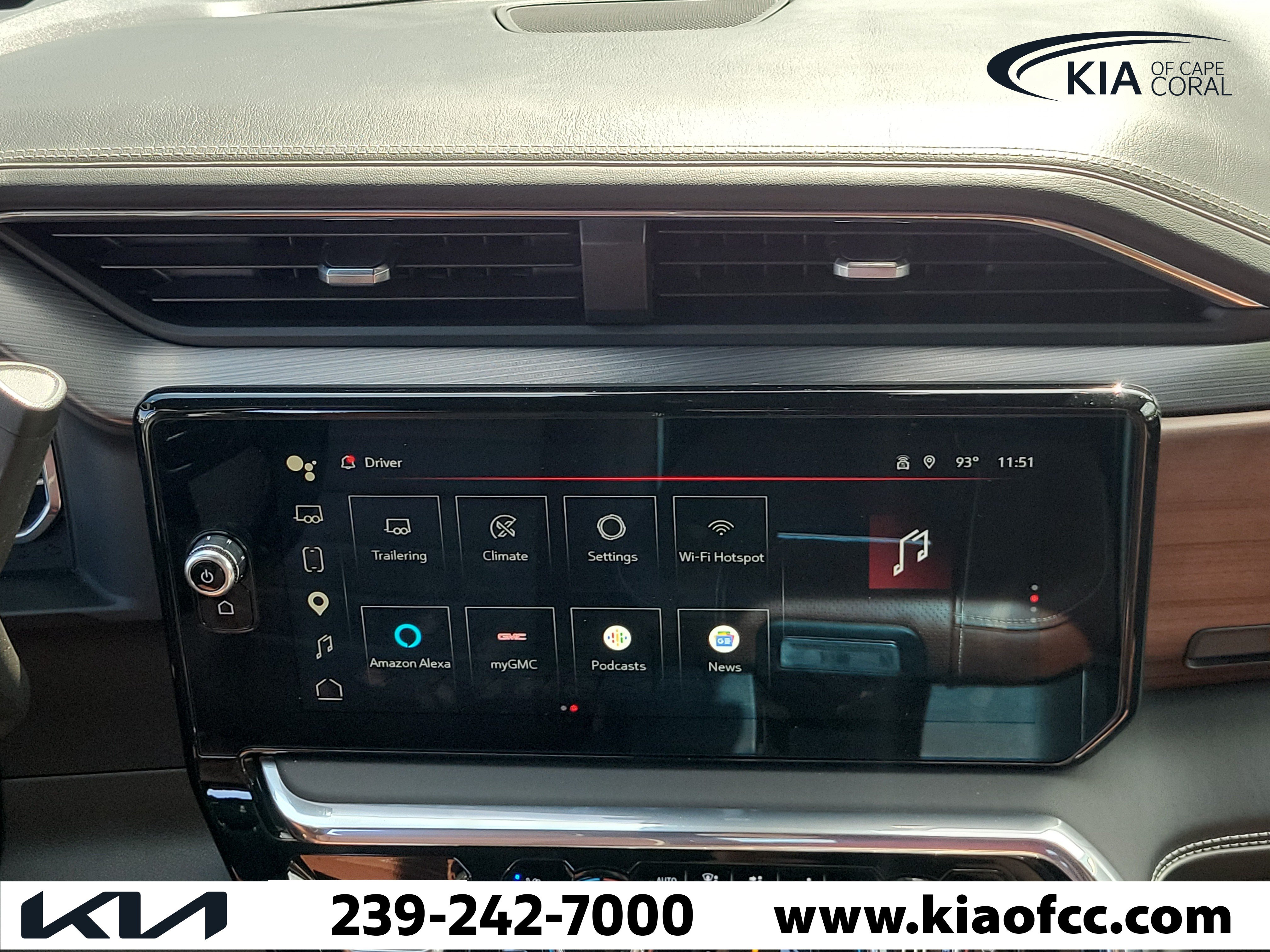 Used 2024 GMC Sierra 3500 Denali Ultimate AWD/4WD image 19