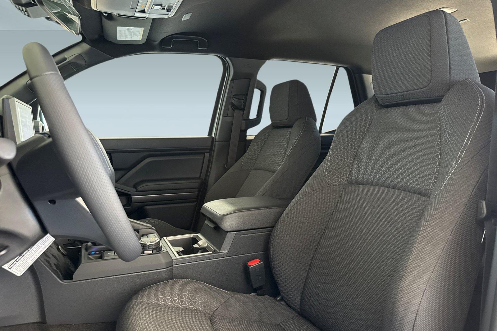 New 2026 Toyota 4Runner SR5 AWD/4WD image 5