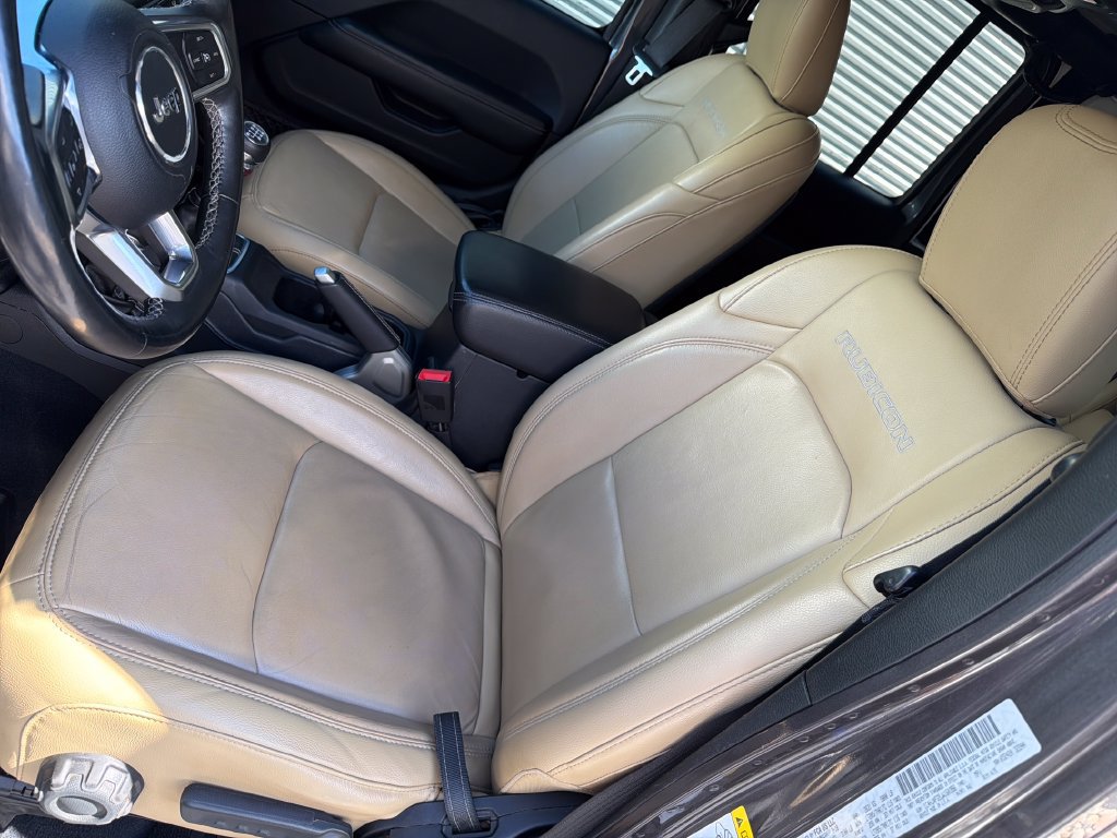 Used 2018 Jeep Wrangler Unlimited Rubicon AWD/4WD image 38