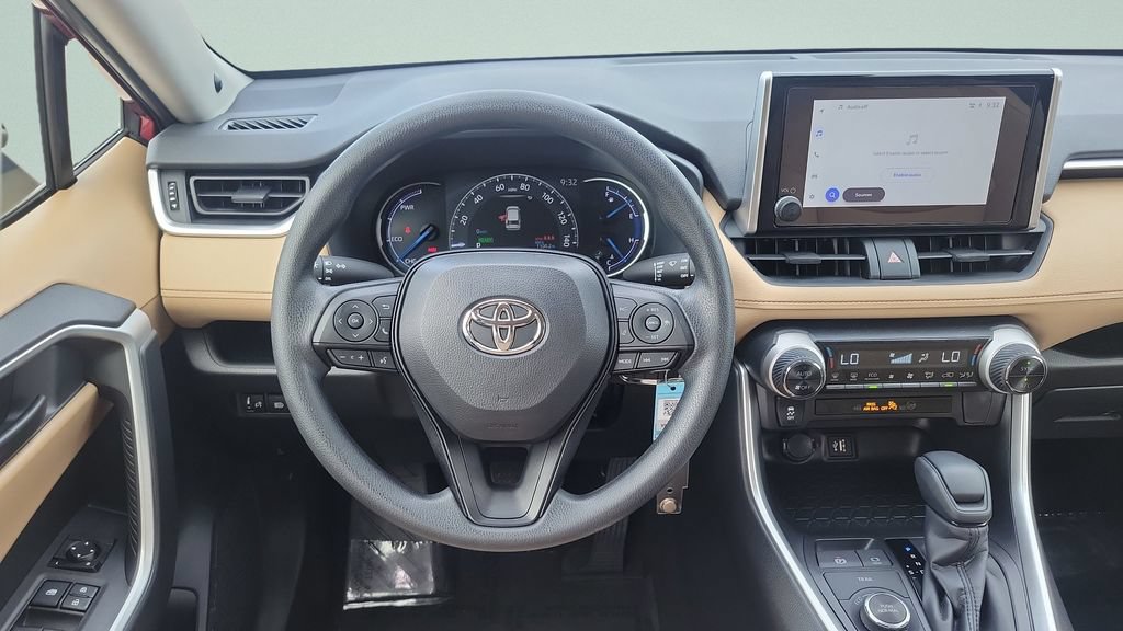 Certified 2025 Toyota RAV4 LE AWD/4WD image 12