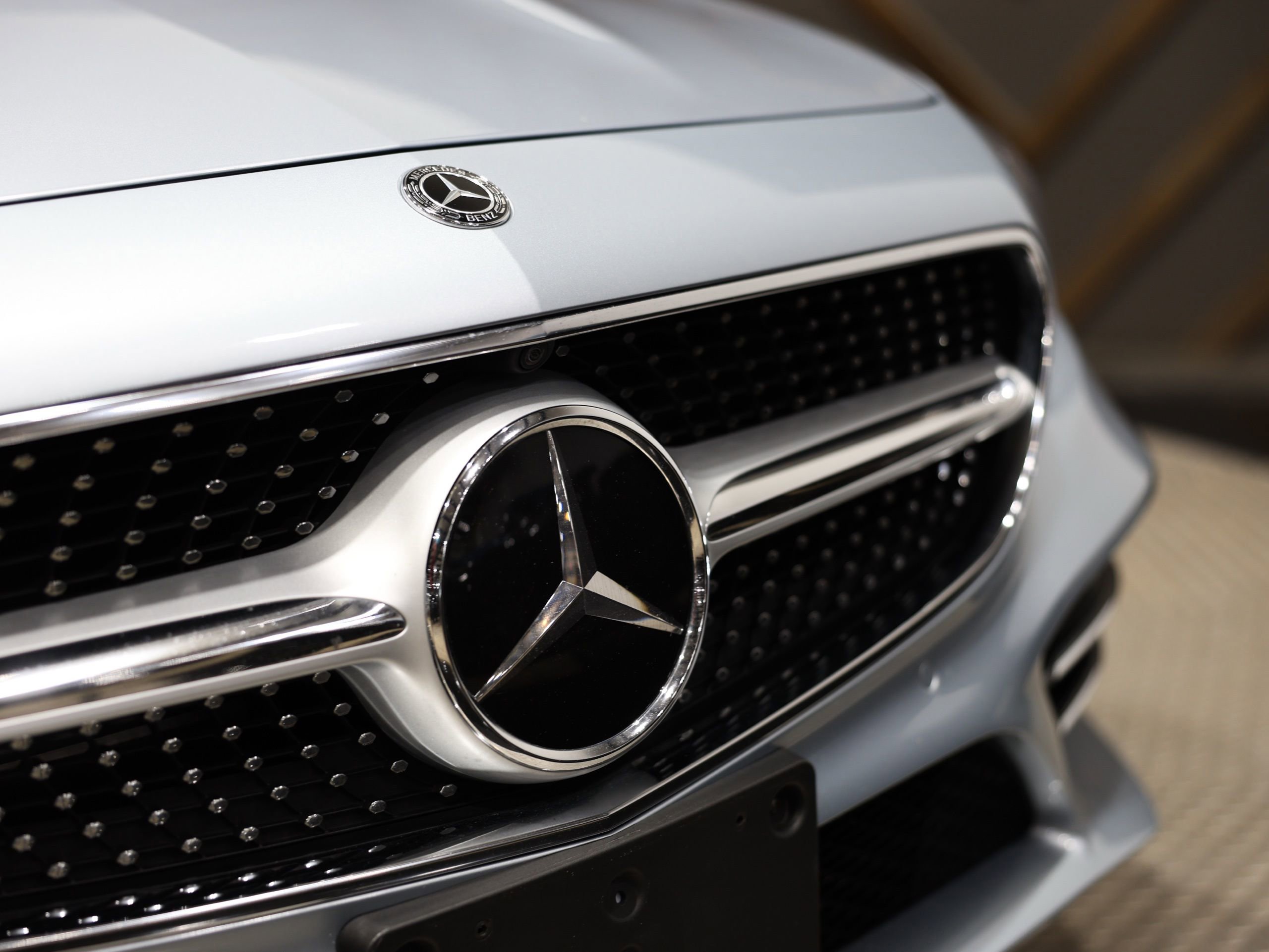 Used 2019 Mercedes-Benz S 560 Cabriolet w/ AMG Line Exterior image 19