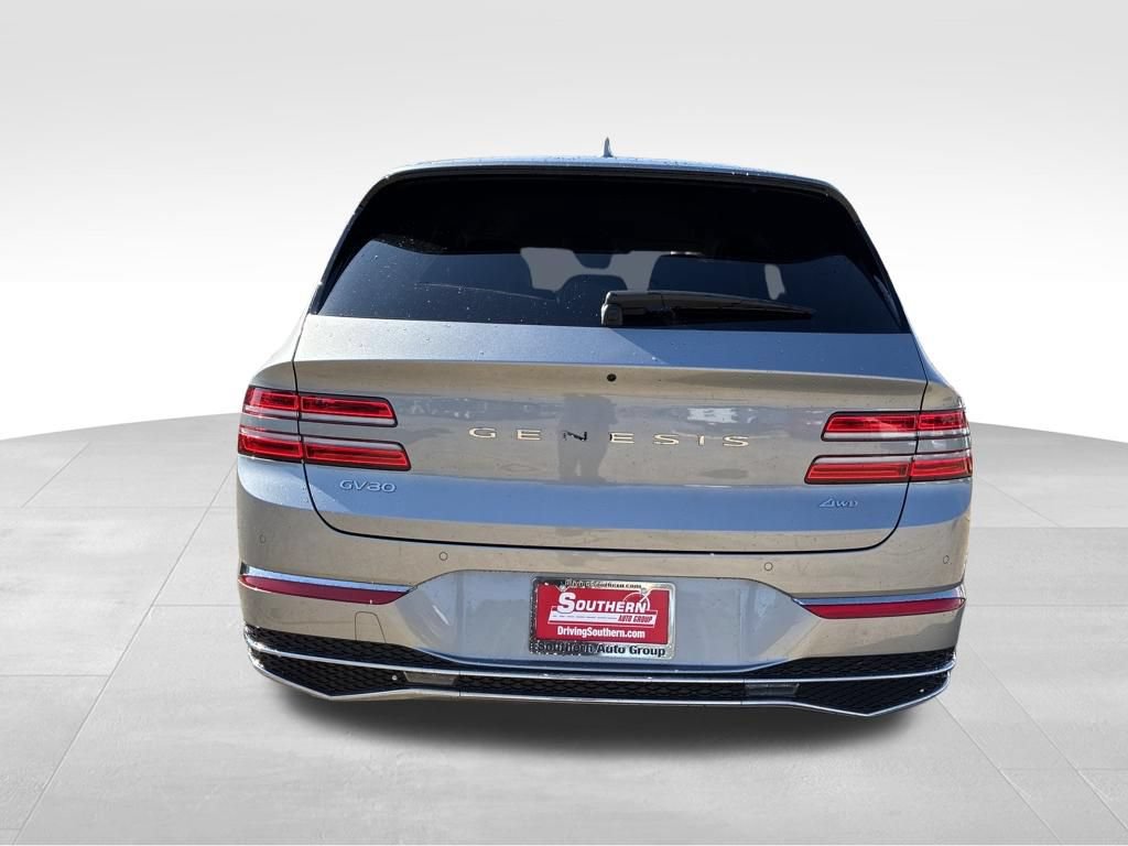 Used 2025 Genesis GV80 2.5T Standard AWD/4WD image 4