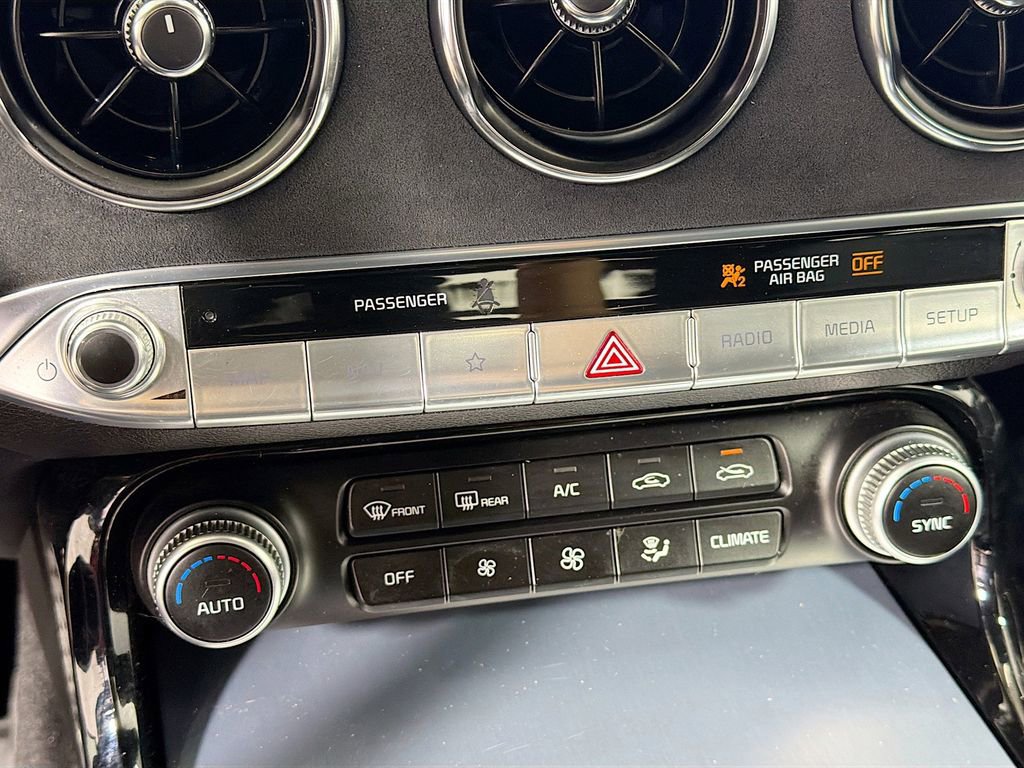 Used 2023 Kia Stinger GT2 image 17